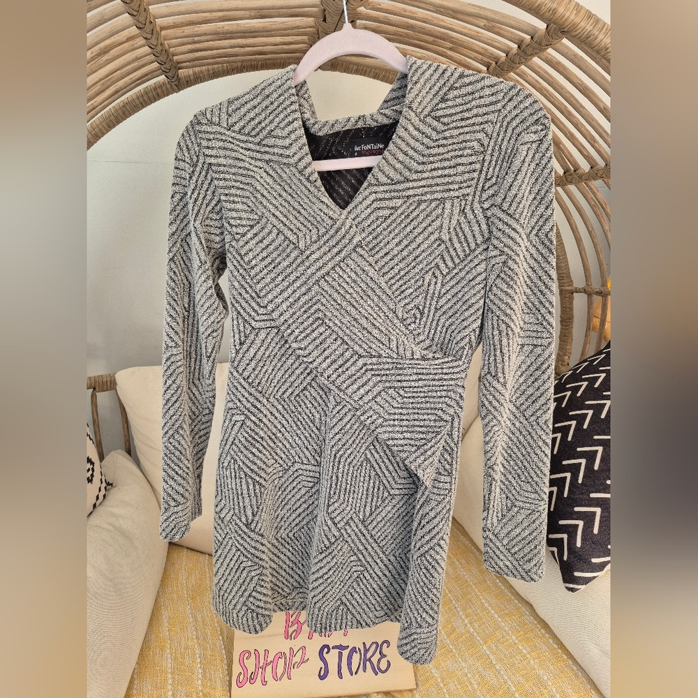 Black and White Geometric Women's Tunic Luc Fontaine